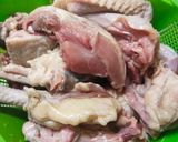Foto langkah ke 1 dari resep Opor Ayam Lebaran (Ayam Kampung) Tips Empuk, Daging Tidak Hancur.