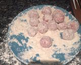 Foto del paso 2 de la receta: Albóndigas con champiñones en salsa de tomate