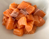 Foto del paso 2 de la receta: Pasta “Nero dí sepia” con Salmon y Gambas