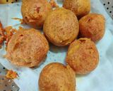 A picture of step 8 of Stuffed tomato bonda.