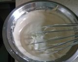 Foto langkah ke 3 dari resep Simple Strowberry sponge cake.