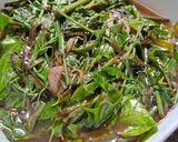 Foto langkah ke 3 dari resep Tumis daun Pakis miding dandaun melinjo.