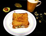 Foto del paso 2 de la receta Sándwich 8 cereales con jamón de pavo, aguacate y queso fresco
