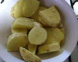 Foto del paso 1 de la receta: Supremas rellenas con papas al horno