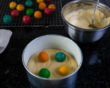 Foto del paso 6 de la receta: Tarta "Monstruo Halloween" con colorantes paso a paso