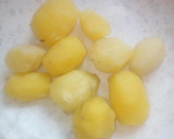 A picture of step 1 of Minced beef with potatoes.