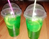 A picture of step 3 of Green Hawaii.