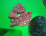 Foto langkah ke 1 dari resep Daging Sapi Goreng Ketumbar.