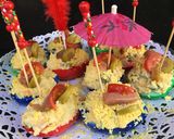 Foto del paso 1 de la receta: Huevos de colores rellenos de marisco 🦞