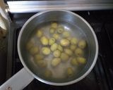Une image de l'étape 2 de Pâtes à la sauce rouge, et viande d'agneau،olives verts.