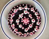 A picture of step 6 of Dark Chocolate Cake with Strawberry Cream.