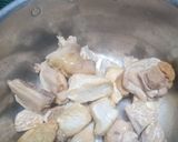 Foto langkah ke 1 dari resep Lontong Kuah Ayam Santan.