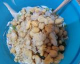 A picture of step 4 of Chickpeas salad sandwich.