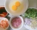 รูปขั้นตอนการทำที่ 1 ของ ยำไข่เจียว # อาหารไทยง่ายๆ