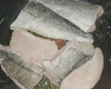 Foto del paso 4 de la receta Merluza con salsa de berberechos y culis de espinacas con espuma
