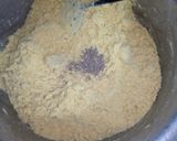 A picture of step 3 of Chanay ki daal ka halwa.