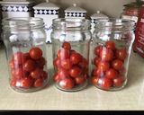 Une image de l'étape 3 de Tomates cerises du jardin au vinaigre et herbes de Provence.