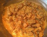 A picture of step 7 of Creamy Garlic Mushroom.
