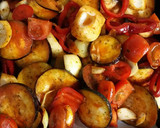 Foto del paso 2 de la receta: Verduras al pimentón horneadas