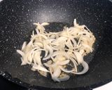 A picture of step 2 of Chicken Black Pepper.