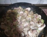 Foto del paso 4 de la receta: Frittata de verduras y bacon (tortilla italiana de verduras y bacon)
