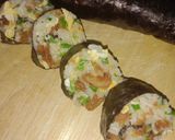 รูปขั้นตอนการทำที่ 3 ของ คิมบับข้าวผัดหนังไก่กรอบ | Crispy Chicken Skin Fried Rice Kimbap