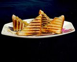 चीज़ आलू टोस्ट(Cheese aloo toast recipe in Hindi) रेसिपी चरण 5 फोटो