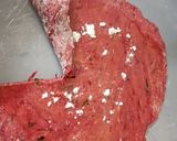 A picture of step 2 of Beetroot lacha Paratha.