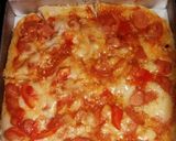 Foto langkah ke 5 dari resep Pizza mozzarela homemade.