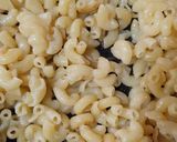 A picture of step 3 of Cheese macaroni.