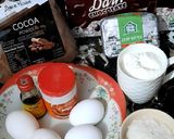 A picture of step 1 of Chocolate cream cake.