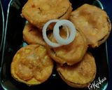 A picture of step 14 of Stuffed Paneer Mirch bhajiya and baingan bhajiya.
