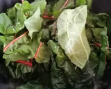 Foto del paso 3 de la receta: Acelgas gratinadas con huevo