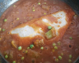 Foto del paso 6 de la receta: Merluza guisada con gambas y verduras