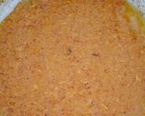 A picture of step 2 of Moong dal halva.