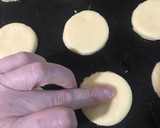 Foto del paso 3 de la receta: Galletitas Pepas