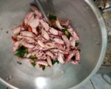 Foto langkah ke 2 dari resep Cumi Asin Pedas Masak Kecap.