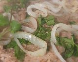 Foto del paso 3 de la receta: Bistec de res encebollado con cilantro