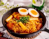 A picture of step 25 of Easy & Delicious! Spicy Shin Ramyun Army Stew (Budae Jjigae).