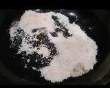 A picture of step 1 of Vegetable upma.