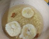 A picture of step 3 of Apple jalebi with kesar ice-cream.