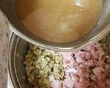 A picture of step 3 of Smoked Bacon Stuffing with onions and black pepper and Apple 😁.