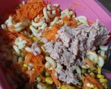 Foto del paso 4 de la receta: Ensalada de codito y atún