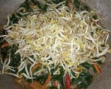 Foto langkah ke 4 dari resep Tumis Kacang Kecambah Wortel Daging Cincang Jeruk Limo.