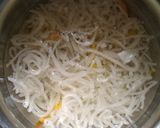 कुरडईच्या चुऱ्याची भाजी (kurdaichya churyachi bhaji recipe in marathi) रेसिपी स्टेप 1 फोटो 