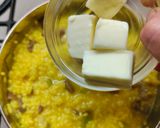 Foto del passaggio 4 della ricetta Risotto zafferano, castagne e cioccolato fondente
