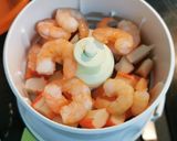 A picture of step 2 of Donosti-Style Pincho (Crab Stick and Shrimp Salad).