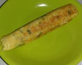 Foto langkah ke 3 dari resep Egg roll nasi.
