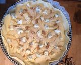 Une image de l'étape 2 de Tarte poire et fourme d'Ambert.