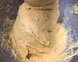 Foto langkah ke 3 dari resep Chocolate Swirl Sourdough Pumpkin Bread.